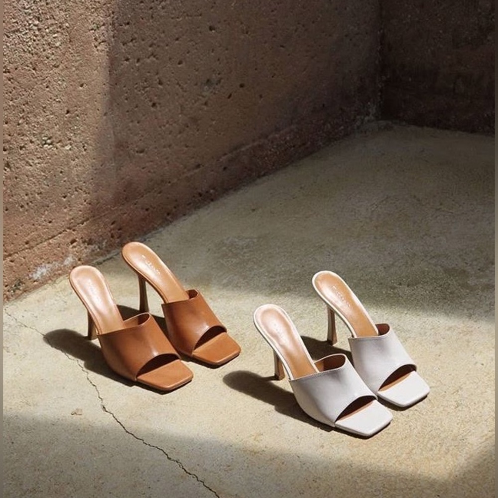 Tony Bianco Flora Mules in Tan Como size 6.5